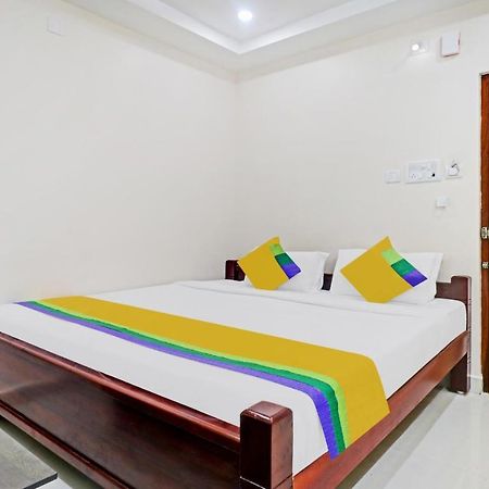 Itsy By Treebo - Vardhan Stay Inn Тирупати Экстерьер фото